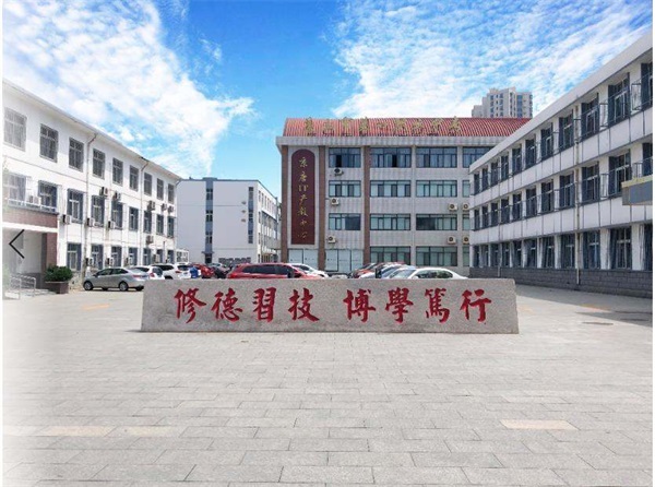 哪個(gè)學(xué)校可以學(xué)習(xí)老年服務(wù)與管理專業(yè)？   