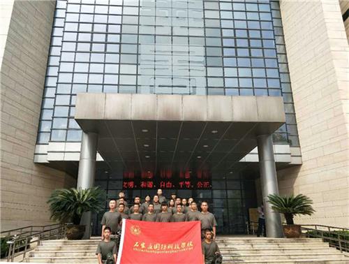 石家莊學(xué)計(jì)算機(jī)選擇石家莊國防科技學(xué)校怎么樣？